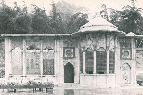 The Haci Mehmed Emin Fountain, Dolmabahce
