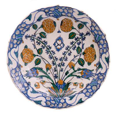 Dish Iznik, Later 16th Century
