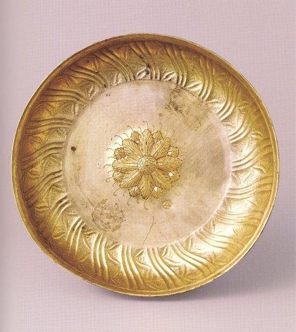 A tombac bath bowl, late 18th century