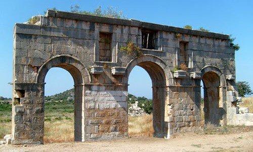 Arch of Mettius Modestus, Patara