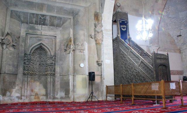 The mihrab and the minber, the Divrigi Great Mosque